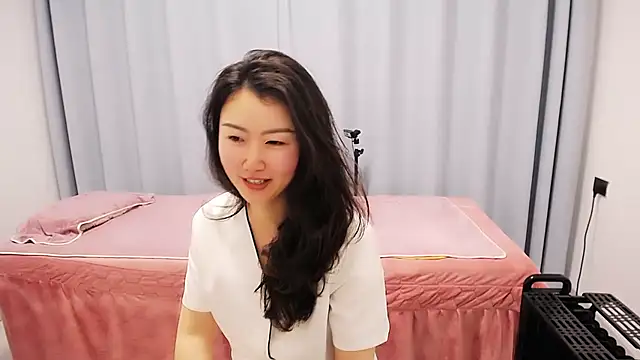 Snapshot of anne2026 chatting on 04-04-26, 01:37 anne2026 online show from 04-04-26, 01:37