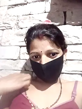 Snapshot of Divya-11431 chatting on 02-02-26, 04:27 Divya-11431 online show from 02-02-26, 04:27