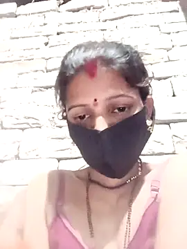 Snapshot of Divya-11431 chatting on 02-10-26, 04:00 Divya-11431 online show from 02-10-26, 04:00