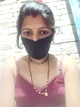 Snapshot of Divya-11431 chatting on 02-19-26, 03:19 Divya-11431 online show from 02-19-26, 03:19