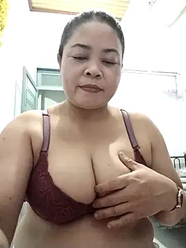 Snapshot of Baby-bigtits2026 chatting on 03-23-26, 12:20 Baby-bigtits2026 online show from 03-23-26, 12:20