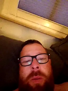 Snapshot of Schaschi_90 chatting on 05-06-26, 06:57 Schaschi 90 online show from 05-06-26, 06:57