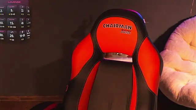 Snapshot of Swan_Megan chatting on 02-21-26, 04:08 Swan Megan online show from 02-21-26, 04:08