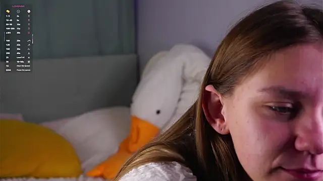 Snapshot of ShantellAngulo chatting on 03-25-26, 01:22 ShantellAngulo online show from 03-25-26, 01:22