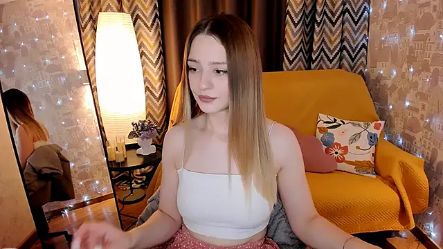 Snapshot of cherrykississ chatting on 02-20-26, 08:38 cherrykississ online show from 02-20-26, 08:38