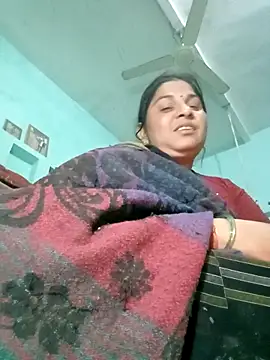 Snapshot of Rajni248096 chatting on 02-05-26, 02:54 Rajni248096 online show from 02-05-26, 02:54