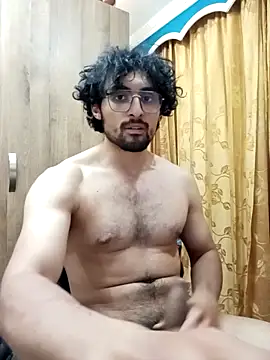 Snapshot of Apolo_Men chatting on 02-26-26, 05:06 Apolo Men online show from 02-26-26, 05:06