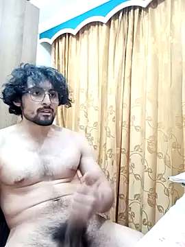 Snapshot of Apolo_Men chatting on 02-27-26, 04:12 Apolo Men online show from 02-27-26, 04:12