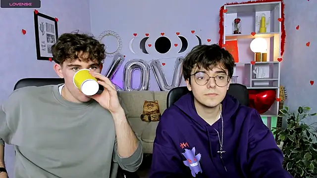 Snapshot of kevin_nix chatting on 02-12-26, 01:06 kevin nix online show from 02-12-26, 01:06