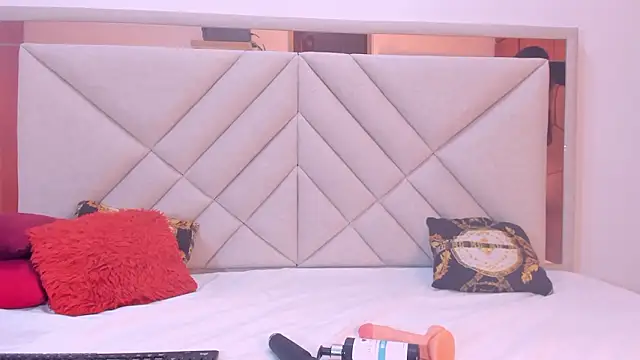 AmberQueen1 online show from 02-21-26, 12:06