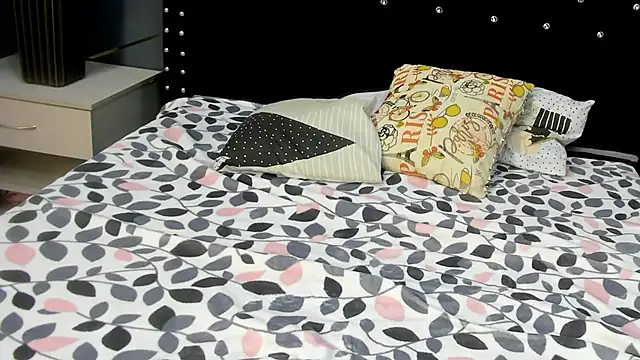 Ambar Cortes online show from 02-24-26, 02:59