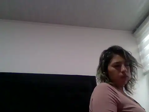 Ambar Cortes online show from 03-04-26, 06:14