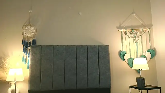 Snapshot of NatalyGuzman26 chatting on 03-10-26, 01:21 NatalyGuzman26 online show from 03-10-26, 01:21