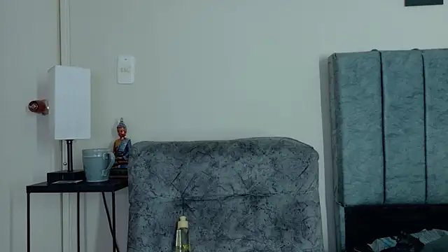 Snapshot of NatalyGuzman26 chatting on 03-20-26, 12:26 NatalyGuzman26 online show from 03-20-26, 12:26