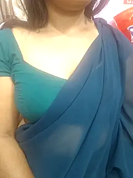 Snapshot of priya__sexxyy chatting on 02-23-26, 02:42 priya sexxyy online show from 02-23-26, 02:42