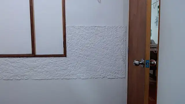 JulianaLopera1 online show from 02-10-26, 03:27