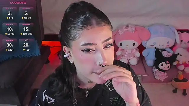 Snapshot of Tamara_uwu chatting on 03-03-26, 10:26 Tamara uwu online show from 03-03-26, 10:26