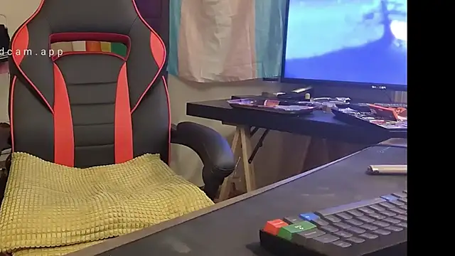 Snapshot of LovelyMeli chatting on 02-21-26, 09:43 LovelyMeli online show from 02-21-26, 09:43