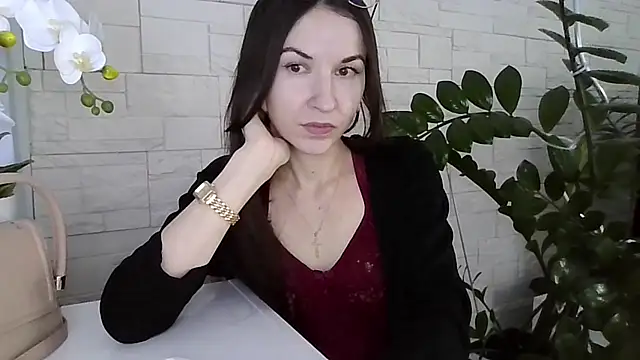 Snapshot of JuliaLovely chatting on 02-23-26, 02:58 JuliaLovely online show from 02-23-26, 02:58