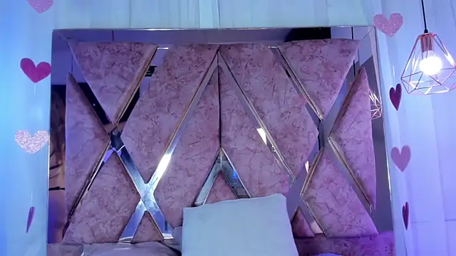 Snapshot of shantal_cooper_ chatting on 02-26-26, 09:41 shantal cooper online show from 02-26-26, 09:41