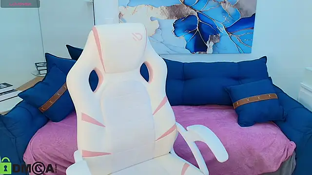 Snapshot of Susan_Backer chatting on 02-20-26, 11:11 Susan Backer online show from 02-20-26, 11:11