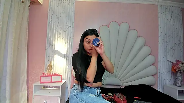 Kateemos online show from 03-10-26, 02:44