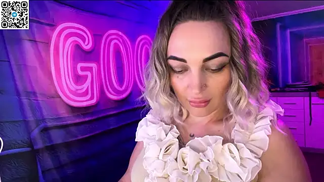 Vellora  online show from 03-15-26, 07:09