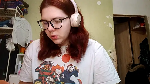 VannessaDillenbeck online show from 02-11-26, 08:30