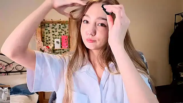 HoneyComfy online show from 04-08-26, 02:17