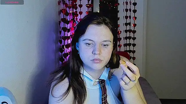 Snapshot of Lika__Sweeet chatting on 02-04-26, 11:09 Lika Sweeet online show from 02-04-26, 11:09