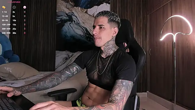 trisstann  online show from 02-12-26, 05:08