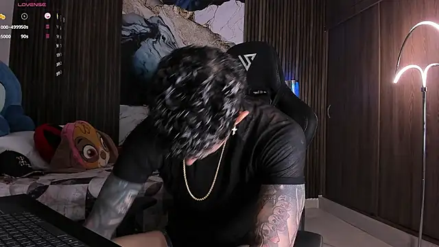 Snapshot of trisstann_ chatting on 03-19-26, 04:44 trisstann online show from 03-19-26, 04:44