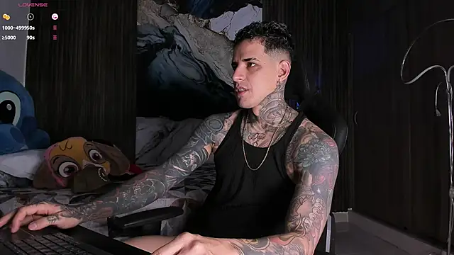 Snapshot of trisstann_ chatting on 03-28-26, 04:28 trisstann online show from 03-28-26, 04:28