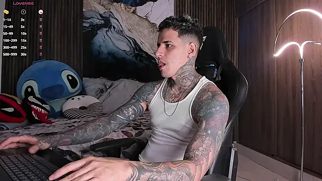 Snapshot of trisstann_ chatting on 03-31-26, 12:12 trisstann online show from 03-31-26, 12:12