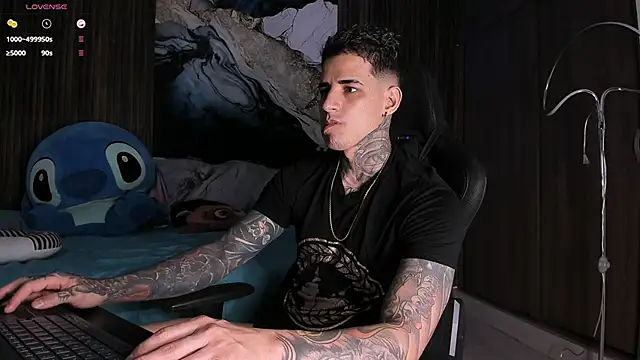 Snapshot of trisstann_ chatting on 04-10-26, 10:47 trisstann online show from 04-10-26, 10:47