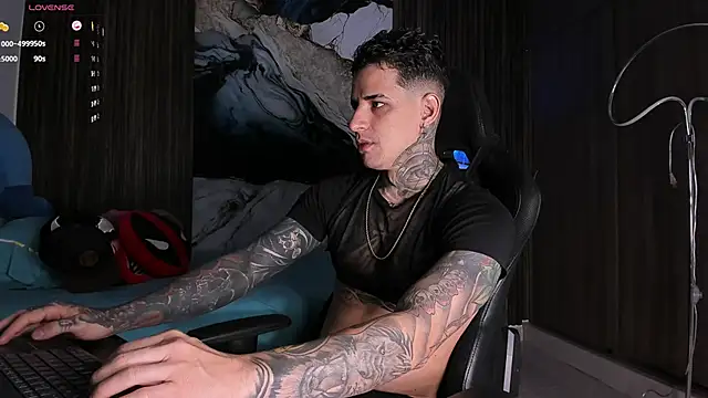 Snapshot of trisstann_ chatting on 04-12-26, 04:45 trisstann online show from 04-12-26, 04:45