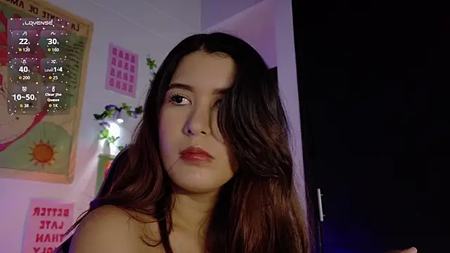 Snapshot of emicute_ chatting on 02-17-26, 01:24 emicute online show from 02-17-26, 01:24