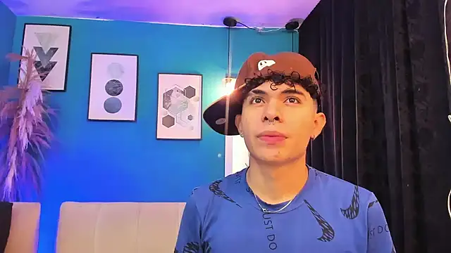 Snapshot of DesiresOfOlympus_ chatting on 02-08-26, 12:08 DesiresOfOlympus online show from 02-08-26, 12:08