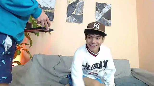 Snapshot of DesiresOfOlympus_ chatting on 02-24-26, 08:07 DesiresOfOlympus online show from 02-24-26, 08:07