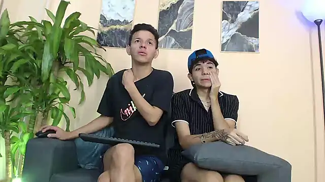 Snapshot of DesiresOfOlympus_ chatting on 03-01-26, 01:24 DesiresOfOlympus online show from 03-01-26, 01:24