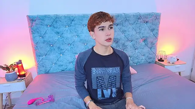 Snapshot of ryan_onFire chatting on 03-26-26, 11:27 ryan onFire online show from 03-26-26, 11:27