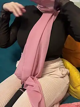 Snapshot of -pinkladyy- chatting on 02-20-26, 06:26 -pinkladyy- online show from 02-20-26, 06:26