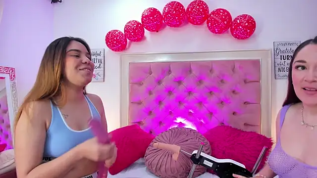 AmbarClarck online show from 02-10-26, 12:09