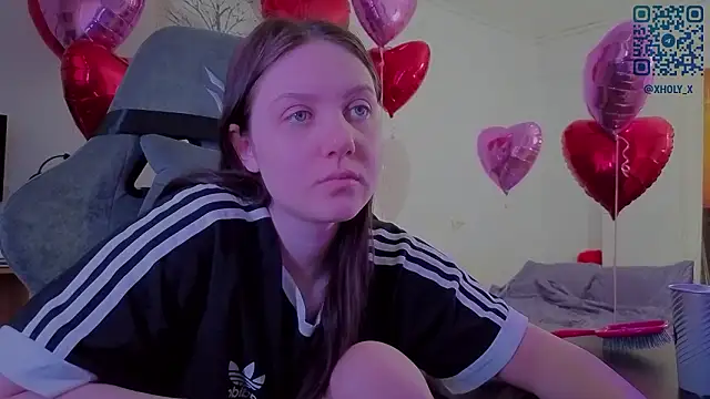 Snapshot of Holy_Kveta chatting on 02-14-26, 03:03 Holy Kveta online show from 02-14-26, 03:03