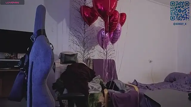 Snapshot of Holy_Kveta chatting on 02-16-26, 03:13 Holy Kveta online show from 02-16-26, 03:13