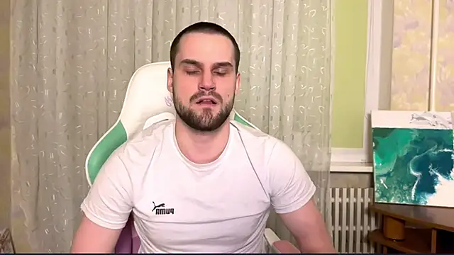 Snapshot of Cari__ chatting on 02-22-26, 06:50 Cari online show from 02-22-26, 06:50