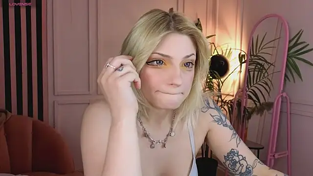 AvaSun online show from 02-07-26, 10:02