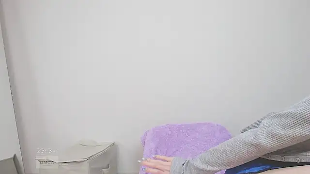 Piko crystal online show from 04-25-26, 02:14