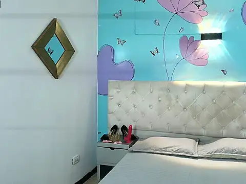 Melannyy   online show from 03-12-26, 01:01