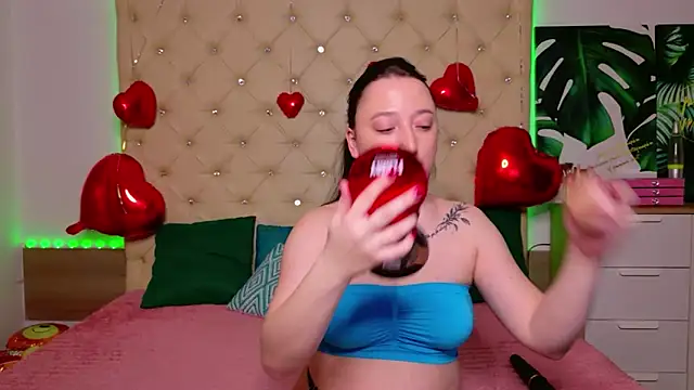 Snapshot of AwaMax chatting on 02-17-26, 05:59 AwaMax online show from 02-17-26, 05:59